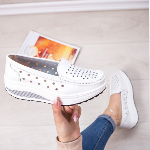 Pantofi casual damă albi din piele naturală cu perforații și talpă ortopedică - Img 2