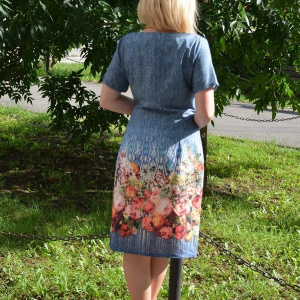 Rochie casual cu imprimeu tineresc multicolor si maneca scurta - Img 4