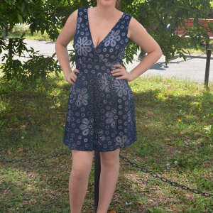 Rochie casual, V adanc in fata si spate,de culoare bleumarin - Img 4