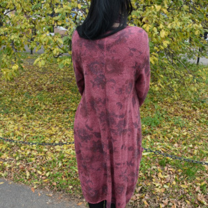 Rochie chic din material tricotat cu imprimeu pe fond marsala - Img 6