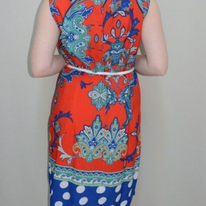 Rochie comoda fara maneca, bleumarin-rosu, cu imprimeuri - Img 5
