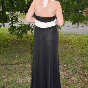 Rochie de seara lunga eleganta, combinatie de negru cu alb, din voal - Img 4