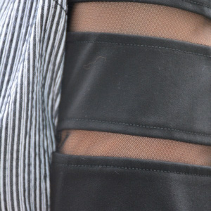 Rochie de vara cu design de dungi negru-alb si insertii de plasa - Img 7