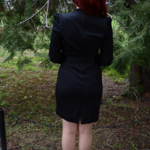 Rochie de zi scurta, de culoare neagra, prevazuta cu decolteu mic - Img 6