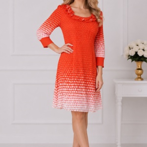 Rochie eleganta cu design de buline pe fond rosu, masuri mici