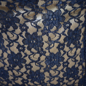 Rochie extrem de eleganta, din dantela bleumarin-crem - Img 3