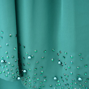Rochie Hedda verde cu aplicatii de strasuri - Img 5