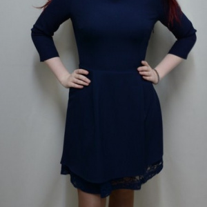 Rochie la moda, nuanta de bleumarin, croiala evazata - Img 2