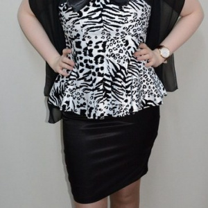 Rochie la moda, nuanta de negru-alb, animal print chic - Img 2