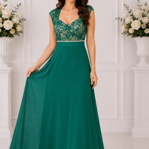 Rochie lunga, de ocazie, din voal verde, cu insertie de dantela