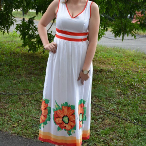 Rochie lunga de zi, culoare alba cu imprimeu de flori si dungi - Img 6