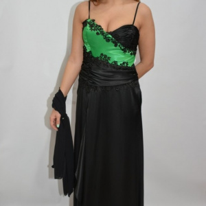 Rochie lunga, la bustul drept are broderie - Img 3