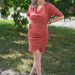 Rochie originala, de culoare plamanie, decolteu cazut - Img 7