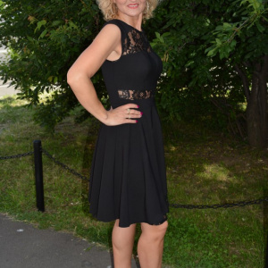 Rochie scurta de ocazie, de culoare neagra, croi clasic in clin - Img 5