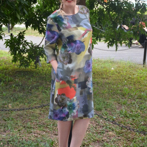 Rochie tinereasca de zi, masura mare, design de flori multicolore - Img 3