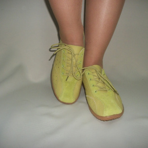 Adidas sport, de culoare verde, din piele cu design de decupaje - Img 2