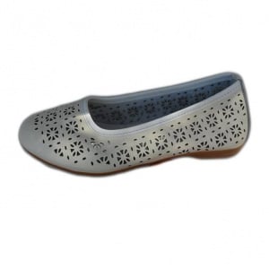 Balerin casual, alb, cu talpa plata si model de decupaje mici - Img 1