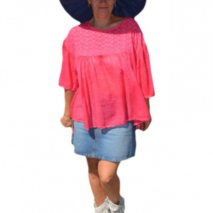 Bluza casual , fronseura ,nuanta de roz cu broderie