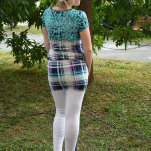 Bluza trendy cu dantela, elastic in talie si imprimeu turcoaz - Img 4