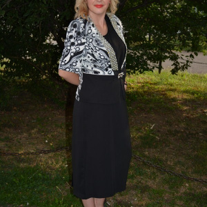 Costum de ocazie, cu rochie neagra si sacou cu imprimeu negru-alb - Img 5