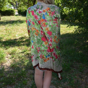 Esarfa casual-elegant cu design multicolor si paspoal maro inchis - Img 3