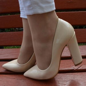 Pantof casual tip stiletto cu toc gros, inalt, de culoare bej simplu - Img 5