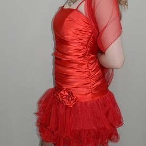 Rochie aniversara, nuanta de rosu, voal fashion aplicat - Img 3