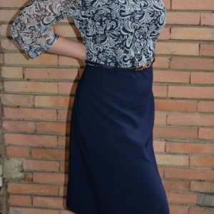 Rochie casual, bleumarin cu imprimeu alb si curea ingusta in talie - Img 3