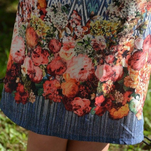 Rochie casual cu imprimeu tineresc multicolor si maneca scurta - Img 5