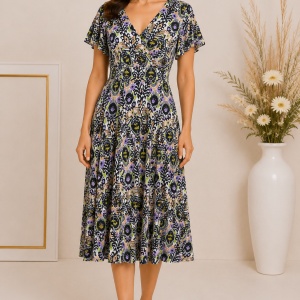 Rochie damă cu imprimeu multicolor – Decolteu în V și talie evidențiată