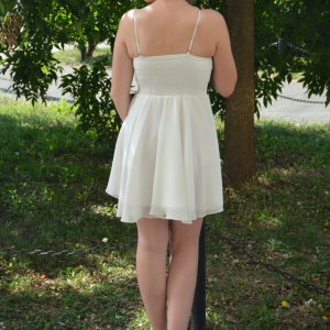 Rochie de gala, de culoare alba, din voal fin cu strat de saten - Img 6