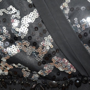 Rochie de gala lunga, cu insertii de paiete argintii, pe fond negru - Img 6