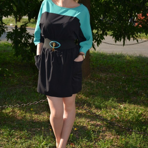 Rochie de lungime mini, de culoare negru-verde - Img 3