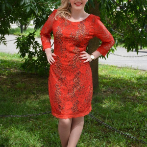 Rochie de ocazie, de culoare rosii, din dantela florala - Img 2