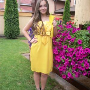 Rochie de ocazie, galbena, din saten cu insertii de margele - Img 4