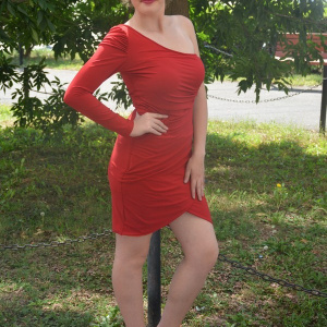 Rochie de seara indrazneata, scurta, pe un umar, de culoare rosie - Img 4