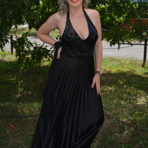Rochie de seara lunga neagra, cu insertii de paiete in partea de sus - Img 5