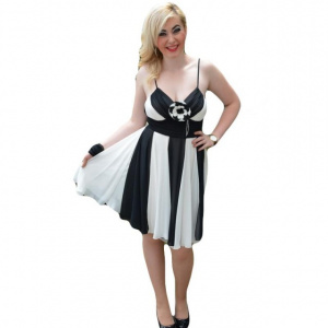 Rochie de seara scurta, cu design in dungi verticale negre si albe