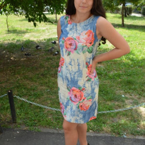 Rochie de zi,Dariela cu imprimeu de trandafiri ,nuanta de albastru - Img 5