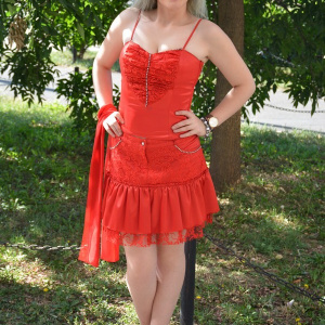 Rochie din doua piese, de culoare rosie, din saten si dantela - Img 3