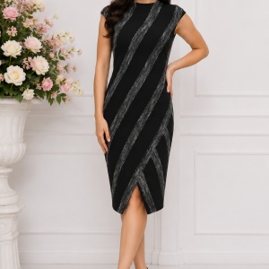 Rochie eleganta cu un design rafinat cu aspect petrecut in fata