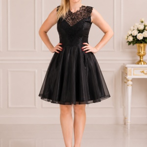 Rochie eleganta neagra din material lucios si insertie de dantela