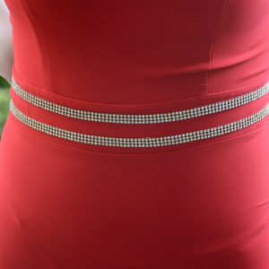 Rochie eleganta, rosie, cu decupaj la decolteu si detalii aurii - Img 5
