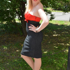 Rochie fina , cambrata pe corp, de  culoare negru-rosu - Img 3