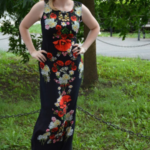 Rochie lunga de zi, culoare neagra cu imprimeu realist de flori - Img 2