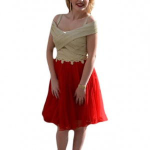 Rochie rafinata din tul rosu si material lucios auriu, model scurt - Img 1