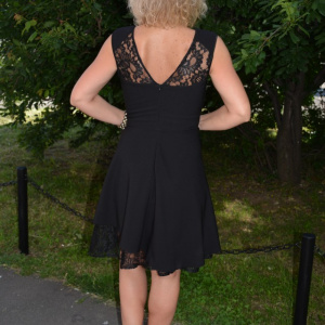 Rochie scurta de ocazie, de culoare neagra, croi clasic in clin - Img 6