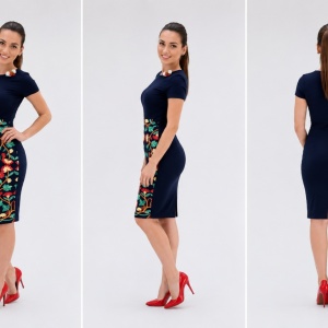 Rochie scurta de primavara-vara, bleumarin cu broderie colorata