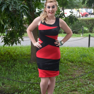 Rochie senzuala, rosu-negru si cu inserti de paiete negre - Img 3