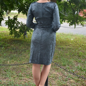 Rochie verde inchis cu aspect de catifea cu model negru lucios - Img 4
